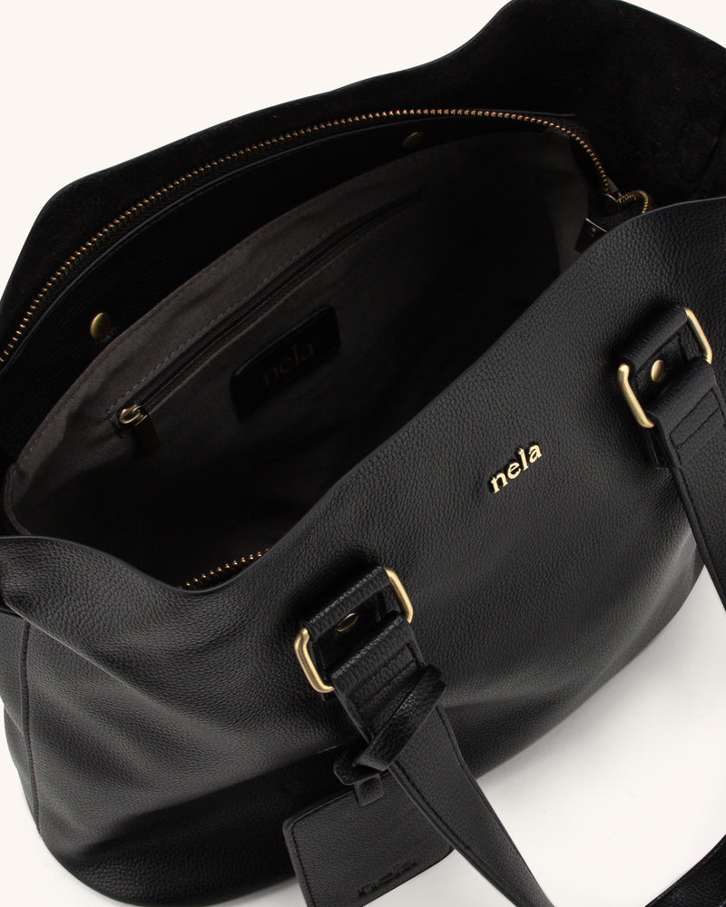 Alma’s Timeless Sophistication | Shoulder Bag