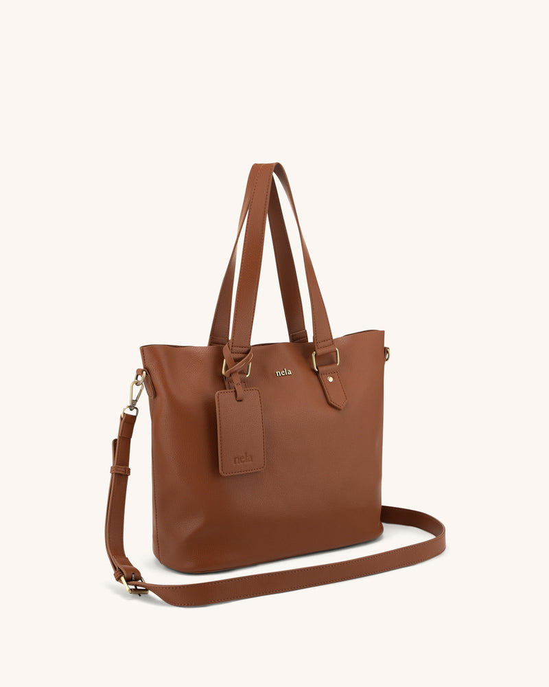 Alma’s Timeless Sophistication | Shoulder Bag