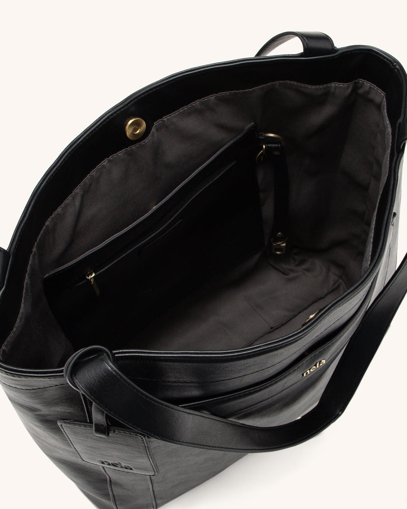 Clara Modern Chic | Stylish Tote Bag