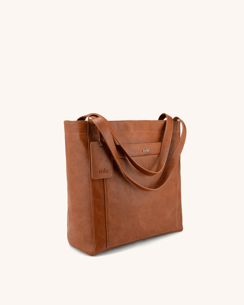 Clara Modern Chic | Stylish Tote Bag