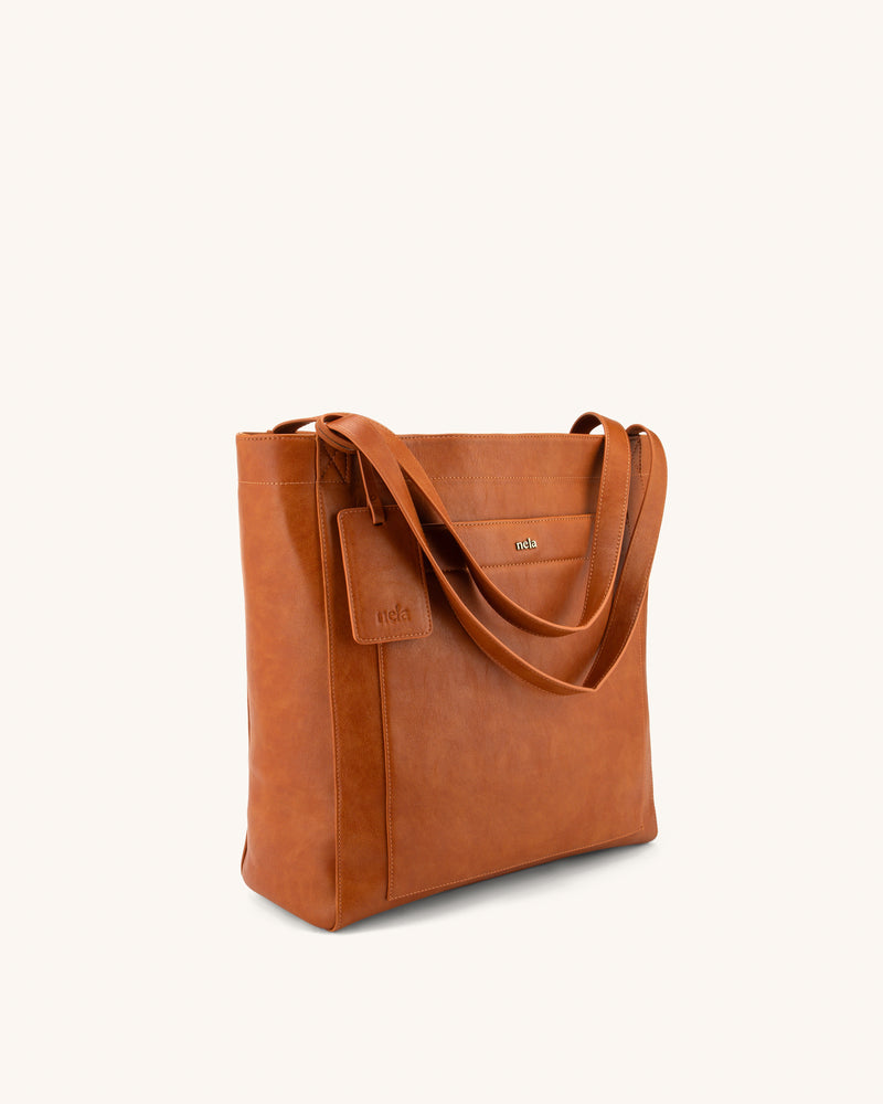Clara Modern Chic | Stylish Tote Bag
